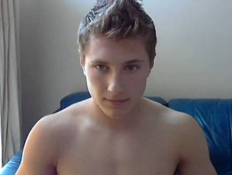 Cedric naked on webcam
