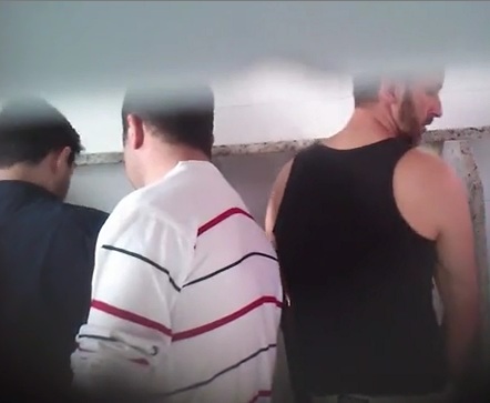 Seleção de putaria no banheirão gay latinos brasileiros flagra spycam punheta