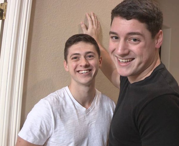 seancody-lane-forrest-bareback