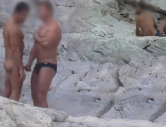 Putaria ao ar livre em praia de nudismo brasileira