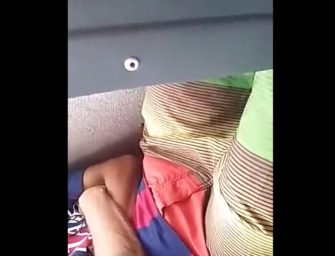 Flagra de moreno com ereção sensacional no ônibus