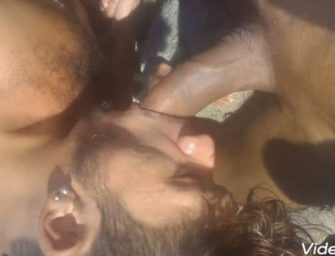 Mateus grava vídeo chupando pica de novinho na praia