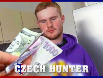 Czech Hunter 734 – Entregador tomando no cu por trocado